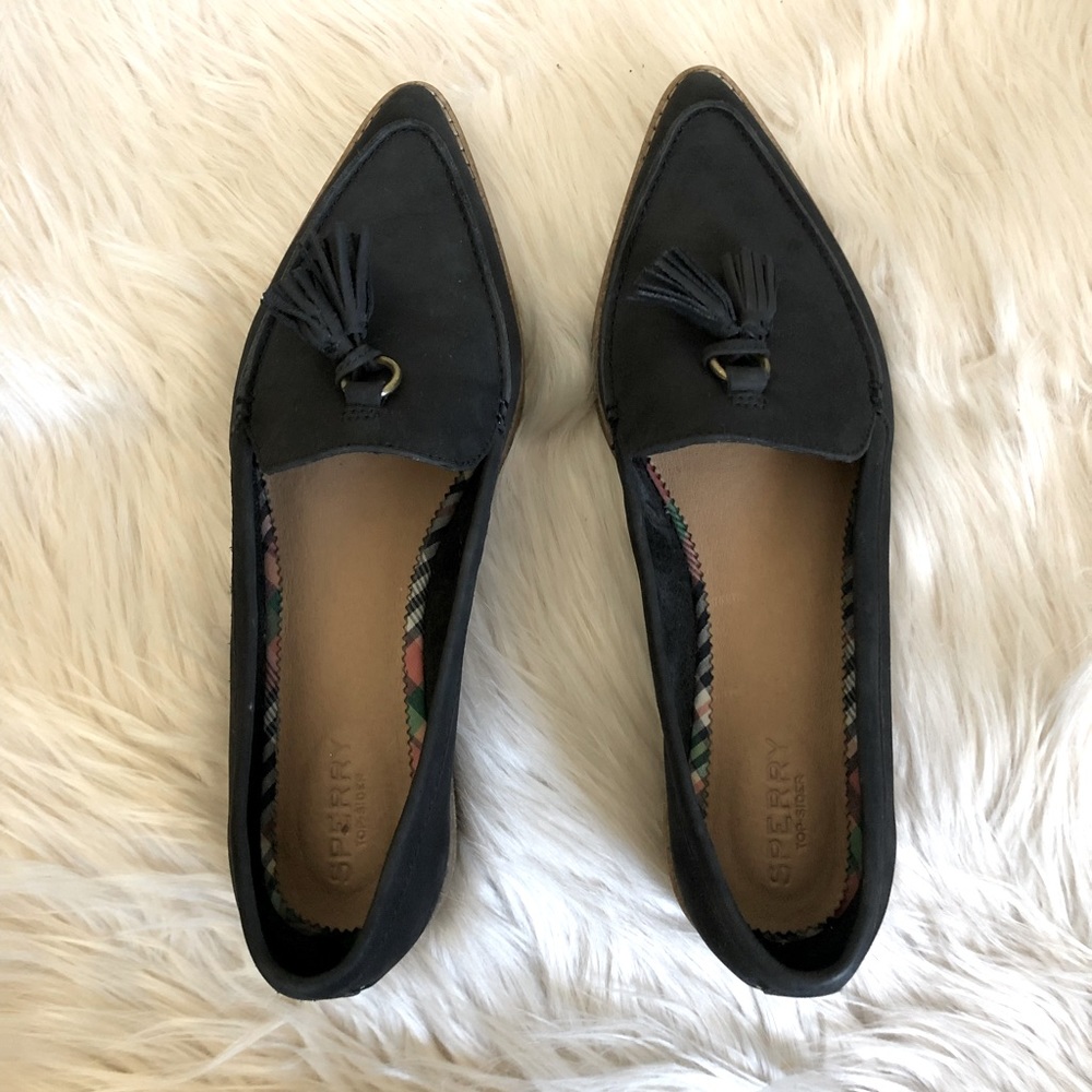 Sperry Black Tassel Loafers with Tan Sole - Picture 2 of 7